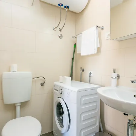 House With A Parking Space Milna, Brac - 20140 Holiday home