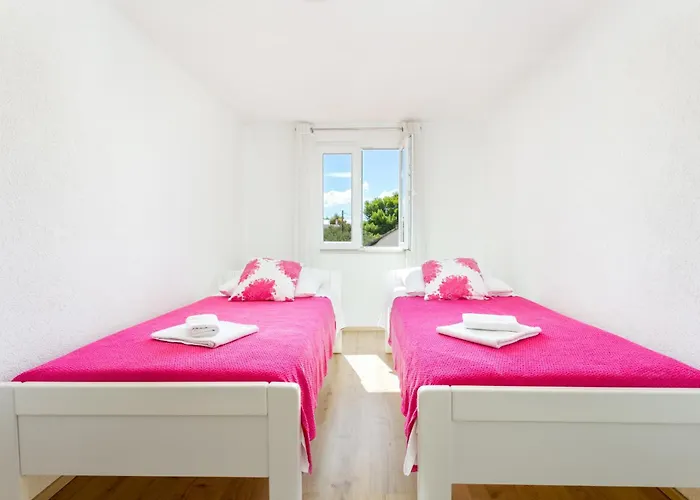 House With A Parking Space Milna, Brac - 20140